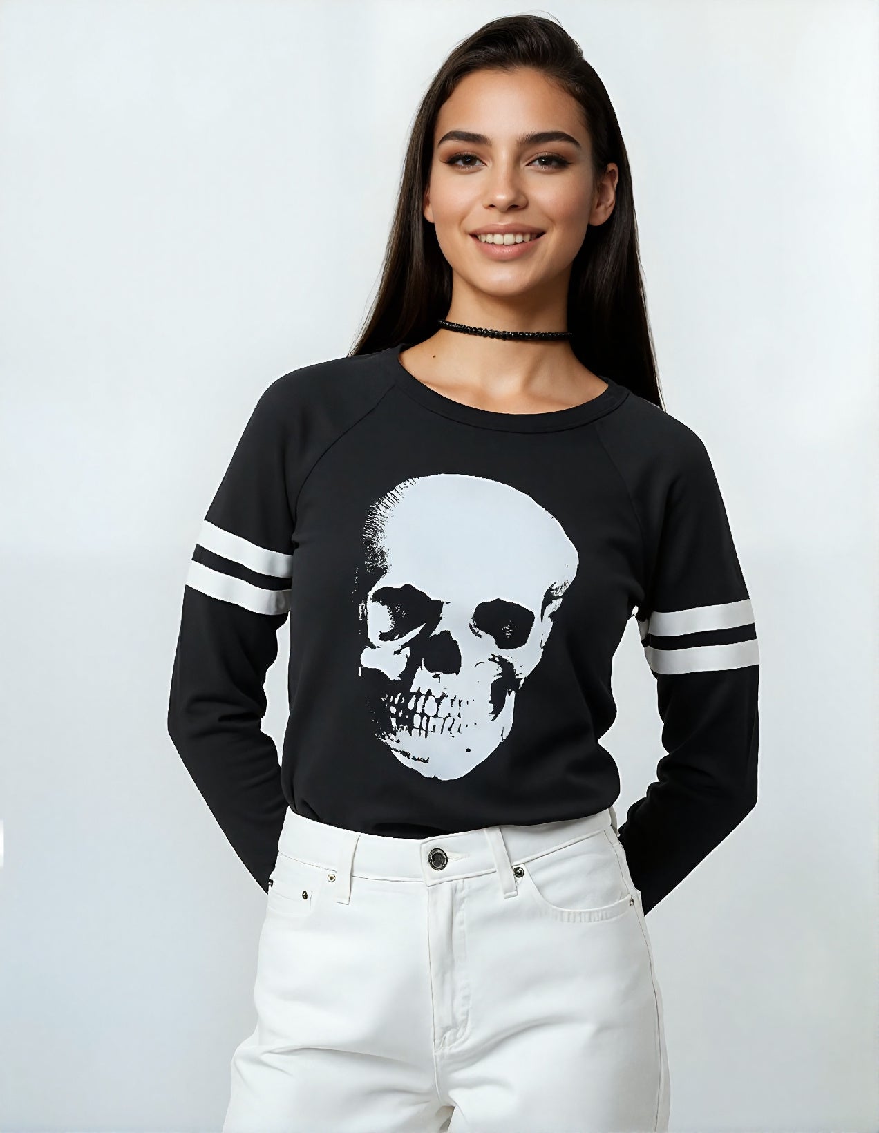 Chandail gothique avec tête de mort