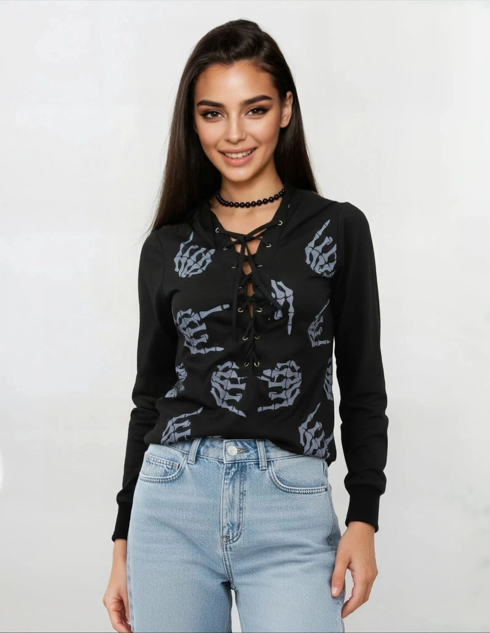 Sweat noir motifs squelette