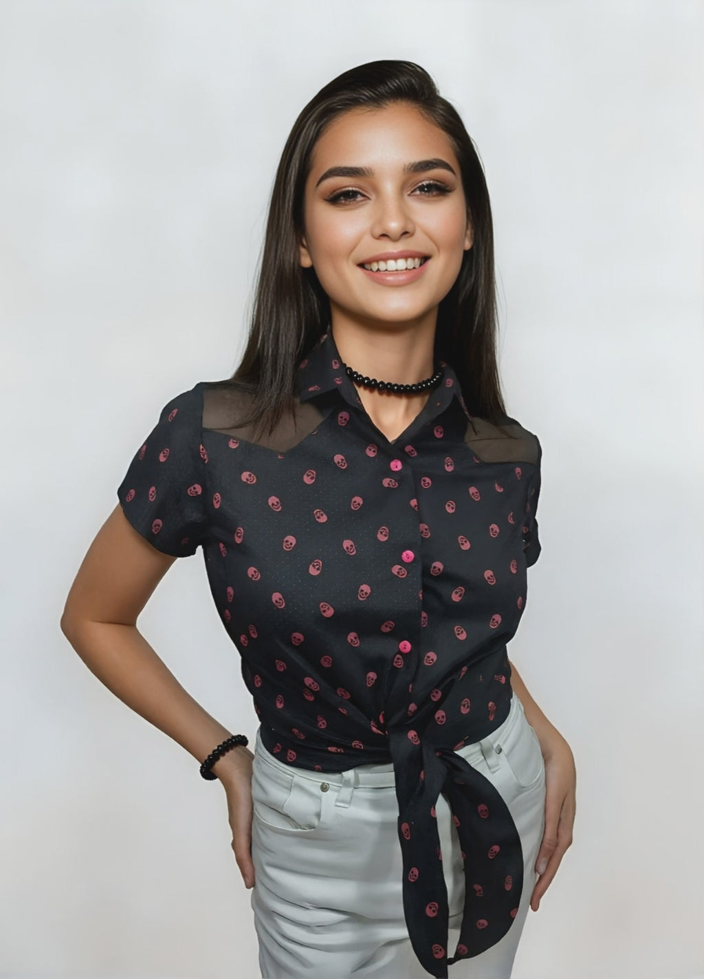 Chemise Noire à Crânes Roses